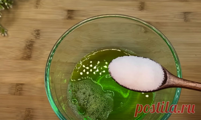 Соль, сода, вода и фейри. Смесь чистит раковины, плиты, сковородки и любую посуду