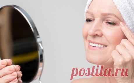 ЖЕЛАТИН ПОМОЖЕТ ОТ МОРЩИН

Знаете ли вы, что для подтяжки кожи щек и второго подбородка используют именно желатин, потому что он обладает стягивающим эффектом?