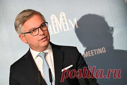 Россиянам назвали доступные для поездок по Европе визы