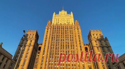 МИД: Россия адекватно ответит на планы Японии провести учения у российских границ. Россия вынесла Японии предупреждение об адекватных контрмерах в связи с планами Токио провести совместные с США военные учения у российских границ в конце октября — начале ноября. Читать далее