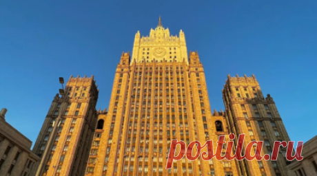 МИД: Россия адекватно ответит на планы Японии провести учения у российских границ. Россия вынесла Японии предупреждение об адекватных контрмерах в связи с планами Токио провести совместные с США военные учения у российских границ в конце октября — начале ноября. Читать далее