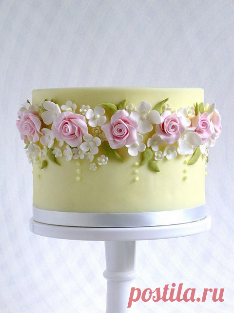 Rose Garland Cake | Flickr: Intercambio de fotos