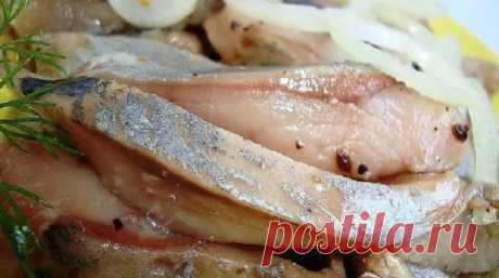 Вкуснейшая засолка сельди в бутылке - Очень вкусно