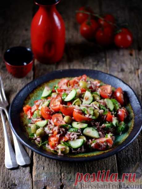 Рецепт: Салат с диким рисом и оливками на RussianFood.com