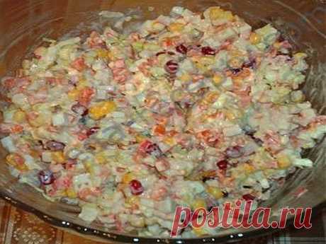 Оцените очень простой, но очень вкусный салатик!
&quot;Салат из крабовых палочек и кукурузы&quot; Рецепт на сайте...