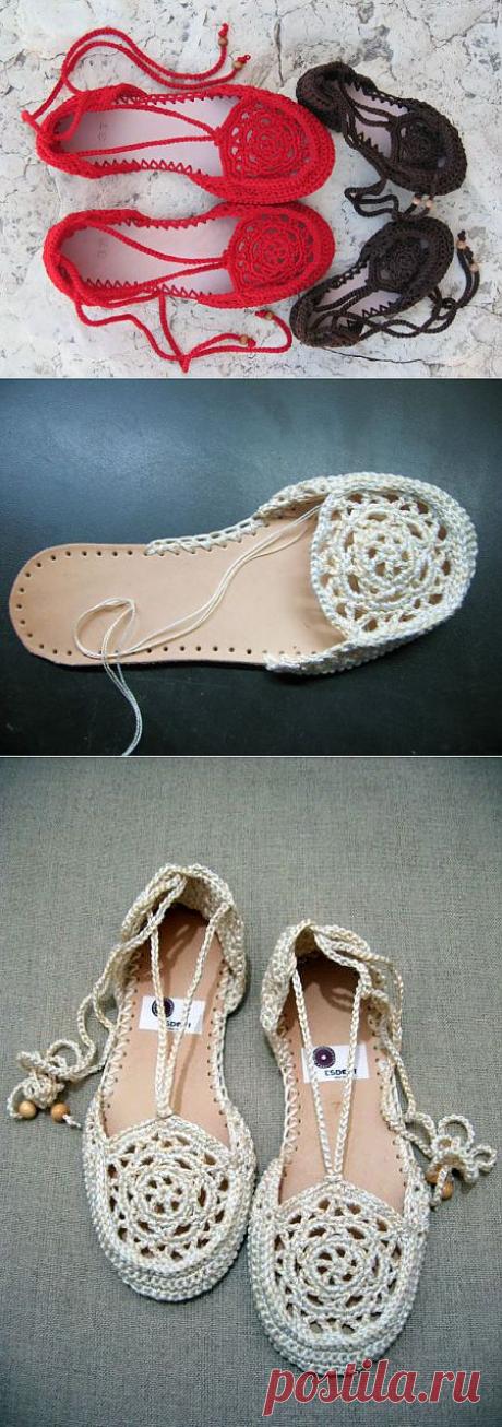 Вязаные туфли.