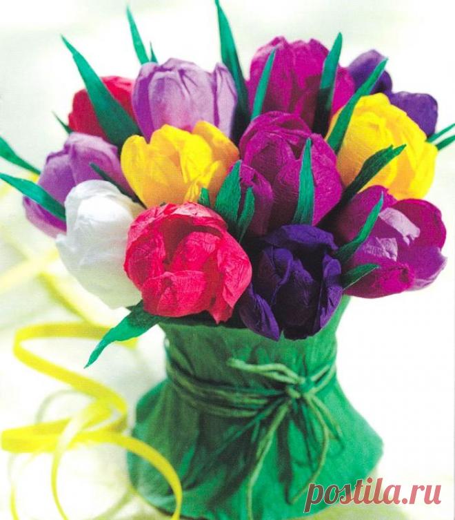 Делаем тюльпаны из гофрированной бумаги