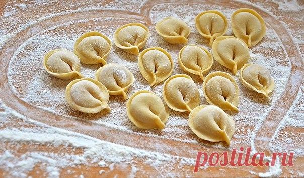 Пельмени, вареники, манты лепите сами или покупаете?? / Искусство кулинарии