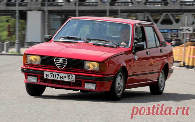 Alfa Romeo Giulietta: вот почему ее уважала мафия Надо быть очень смелым и уверенным в себе, чтобы назвать Джульеттой угловатый автомобиль, словно собранный из нескольких чемоданов.