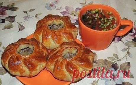 Вак балиш (маленькие пироги с мясом и картошкой)