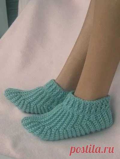 ​Носочки-тапочки крючком — DIYIdeas