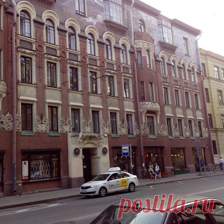 Большая Зеленина  улица