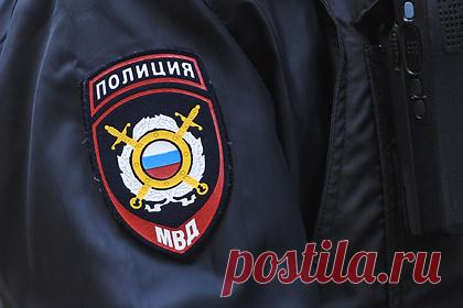 Раскрыто убийство найденной в пожарном шкафу полуобнаженной россиянки с тату. Раскрыто убийство найденной в пожарном шкафу жилого дома в подмосковных Люберцах полуобнаженной россиянки с тату в виде розы. По горячим следам задержан сожитель погибшей. Установлена его причастность к преступлению. О нем известно, что он является гражданином Украины, родившимся в Грузии.