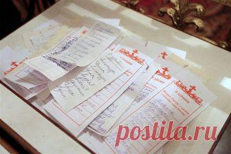 КАКАЯ ПОЛЬЗА ОТ СОРОКОУСТА И КОГДА ЕГО НУЖНО ЗАКАЗЫВАТЬ? Вне всяких сомнений, сорокоуст является одним из главных молитвенных поминовений в Православной Церкви. В чем его суть? Сорок литургий подряд (каждую службу) на проскомидии изымается частичка из просфоры с поминанием имени живого или усопшего (отсюда