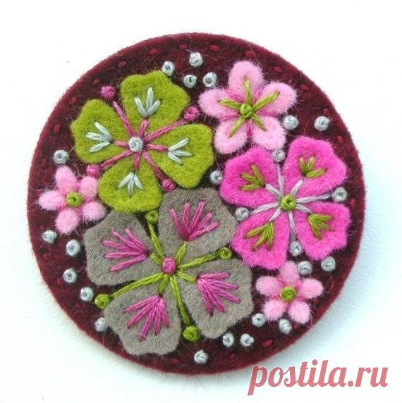 ​Вышивка по фетру