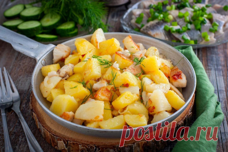 Жареная картошка с куриным филе на сковороде рецепт с фото пошагово - 1000.menu