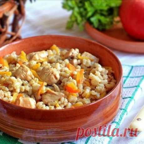 Плов из перловки с курицей