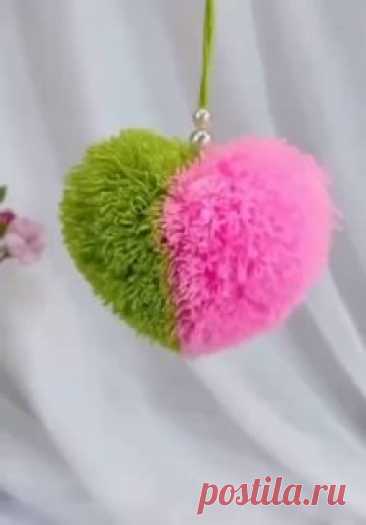 Брелок из пряжи 🤩 вязаные пальто