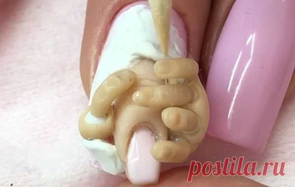 Бесконечно странный дизайн ногтей от российского мастера маникюра взорвал мозг интернета Фантазии и находчивости мастера аплодируем стоя.
