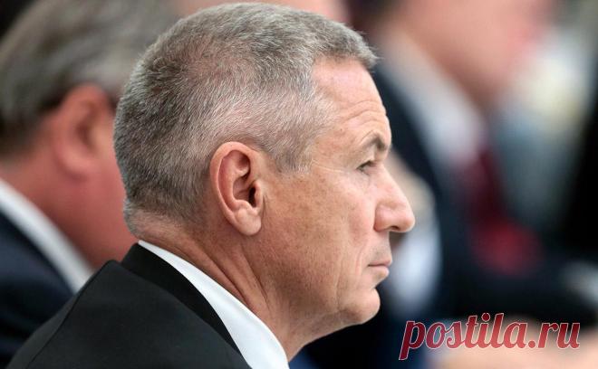 Forbes сообщил об отказе миллиардера Макарова от российского гражданства. В 2023 году Макаров занял 57-е место в рейтинге самых богатых миллиардеров России с состоянием в $2,2 млрд. По данным Forbes, бизнесмен принял решение отказаться от российского гражданства в пользу кипрского