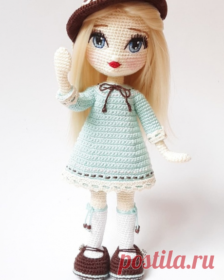 Вязаная куколка. Описание в прикрепленном файле

Источник: https://vk.com/mydearknitting