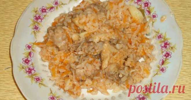 Каша рисовая с курицей Легкая каша с нежной и сочной курицей хороша и к завтраку, и к ужину!