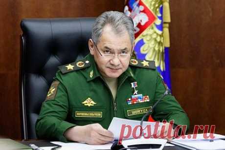 Шойгу заявил о выполнении главной задачи СВО на 2023 год. Главная задача специальной военной операции (СВО) на 2023 год по срыву контрнаступления Вооруженных сил Украины (ВСУ) выполнена. Об этом заявил глава Минобороны Сергей Шойгу, чьи слова приводит ТАСС. По его словам, основные усилия в 2023 году были сосредоточены на достижении целей СВО.