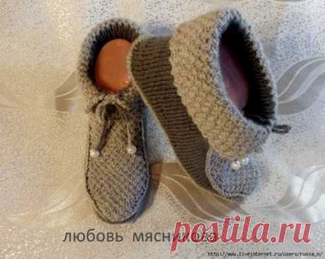 Тапочки &quot;деревенские&quot; спицами