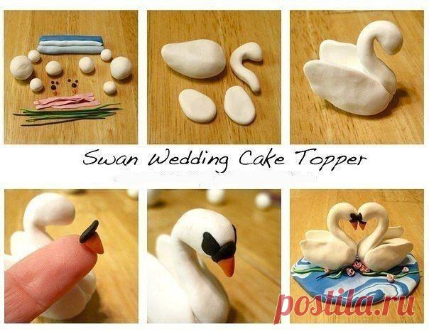 ​Лепим с детьми влюбленных лебедей