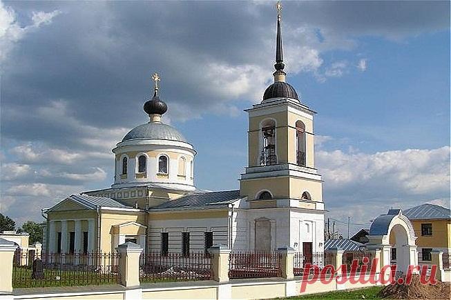 Строительство храма Георгия Победоносца началось 24 июня 1824 года на территории села Юрьево-Девичье  /  Церковь Георгия Победоносца