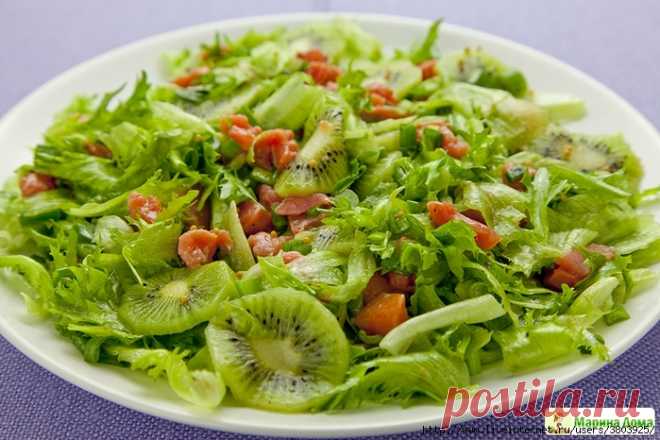 Фантастически вкусный салат из семги с киви