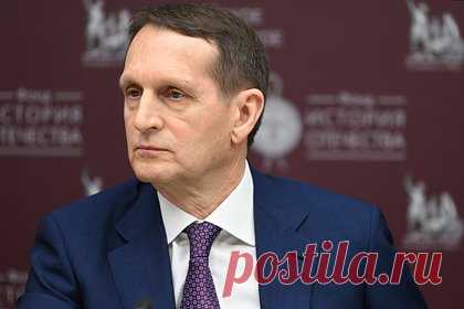 Нарышкин заявил о решимости США воевать «до последнего украинца». Директор Службы внешней разведки России Сергей Нарышкин заявил о решимости США и их союзников воевать «до последнего украинца». Так Нарышкин объяснил то, что объемы и номенклатура поставляемой Киеву военной техники, в том числе и ударных наступательных вооружений, расширяется.