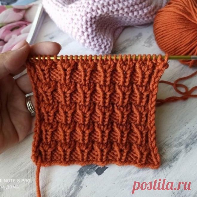 Оригинальный, а главное очень простой в исполнении рельефный узор спицами.