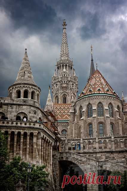 Matthias Church Budapest,  
flickr от Angel Villalba  |  Найдено на сайте flickr.com.