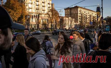 В Киеве поменяли 40 связанных с Россией названий улиц и площадей. На Украине после начала спецоперации активизировался процесс смены названий топонимов, связанных с Россией или СССР. Всего в Киеве утвердили переименование уже почти 200 улиц и площадей