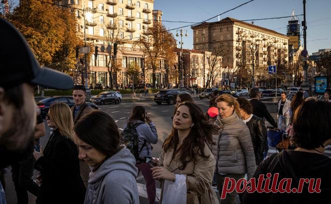 В Киеве поменяли 40 связанных с Россией названий улиц и площадей. На Украине после начала спецоперации активизировался процесс смены названий топонимов, связанных с Россией или СССР. Всего в Киеве утвердили переименование уже почти 200 улиц и площадей