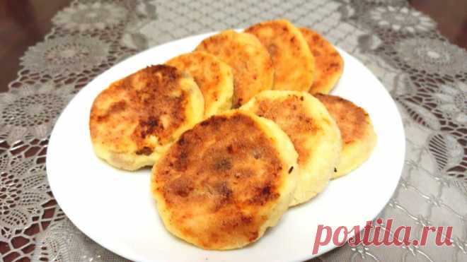 Сырники с изюмом без муки (а манку использую только для панировки). Нежные внутри, с хрустящей корочкой снаружи | Королева кухни! | Яндекс Дзен