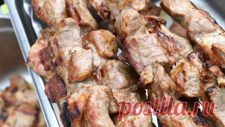 Диетолог рассказала о последствиях отказа от мяса в пожилом возрасте Диетолог Наталья Денисова рассказала о последствиях отказа от мяса в пожилом возрасте. По ее словам, это может привести к снижению регенерационных процессов, нарастанию интоксикации, ухудшению функции печени, а также к активизации процессов преждевременного старения.