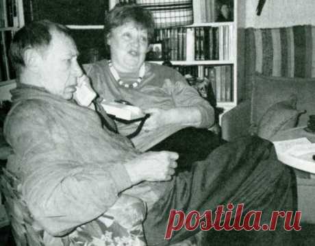 Олег Ефремов. Из книги Карины Филипповой «По тропкам и по кочкам шла маленькая точка» — NashTeatr.com