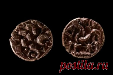 Искатели сокровищ нашли клад с золотыми монетами возрастом две тысячи лет. В Великобритании кладоискатели-любители нашли 15 монет первого века до нашей эры. Монеты возрастом более 2000 лет были обнаружены в поле на острове Англси в Уэльсе с июля 2021 по март 2022 года и переданы ученым. Клад состоит из статеров — античных монет, имевших хождение на территории Древней Греции.