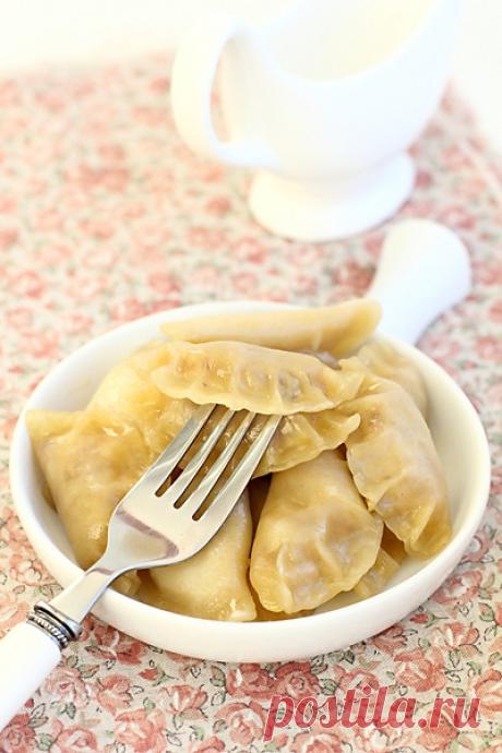 ВАРЕНИКИ С КАРТОШКОЙ ИЛИ КВАШЕНОЙ КАПУСТОЙ ИЗ ЗАВАРНОГО ТЕСТА