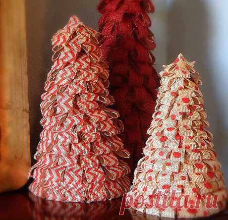 Как быстро сделать небольшую елочку из льняной ленты / Мастер-классы / Burdastyle