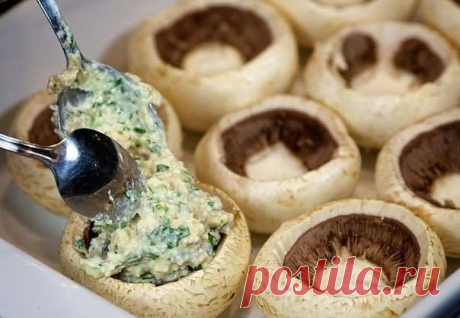 шампиньоны с курицей и сыром