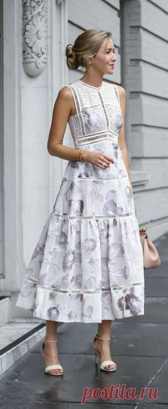 What to wear to high tea {white and lavender floral tea length dress, nude ankle strap pumps, nude satchel handbag + messy bun hairstyle}