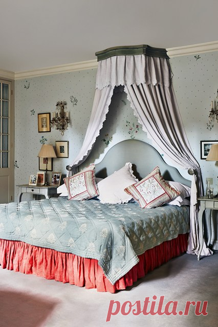 Bedroom - Charlotte Crosland | Real Homes (houseandgarden.co.uk)