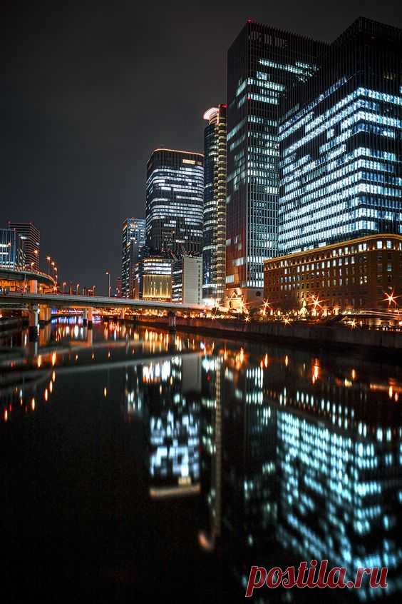 Urban River, Osaka, Japan | Azul Obscura on 500px  |  Pinterest • Всемирный каталог идей