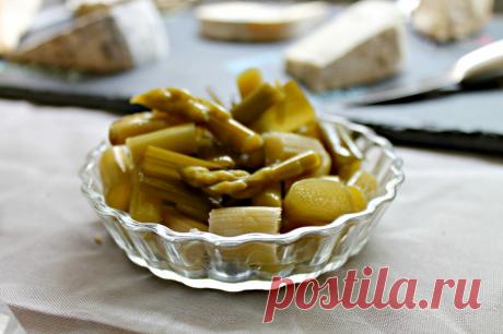 Pickling Recipes for Ball's Green Jars + a Giveaway - Fillmore Container