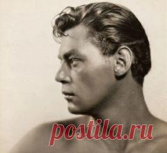 2 июня в 1904 году родился(ась) Джонни Вайсмюллер-КИНОАКТЕР-США