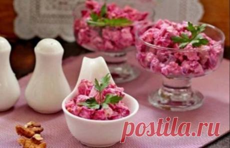 Какой салат приготовить чтобы не заморачиваться и получить удовольствие от вкуса
Предлагаем вашему вниманию рецепт салата «Виолетта». Это блюдо не потребует у вас много времени (если заблаговременно подготовить один ингредиент) и не заставит потратиться на продукты.
Источник: К…