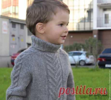 Вяжем бесшовный свитер с рукавом-погоном.